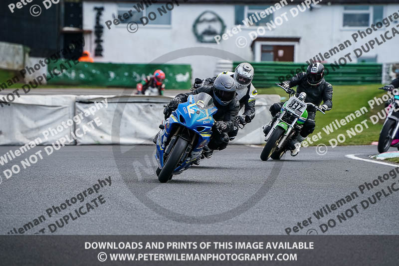 enduro digital images;event digital images;eventdigitalimages;mallory park;mallory park photographs;mallory park trackday;mallory park trackday photographs;no limits trackdays;peter wileman photography;racing digital images;trackday digital images;trackday photos